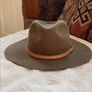 Goorin Bros. Ruby Clark